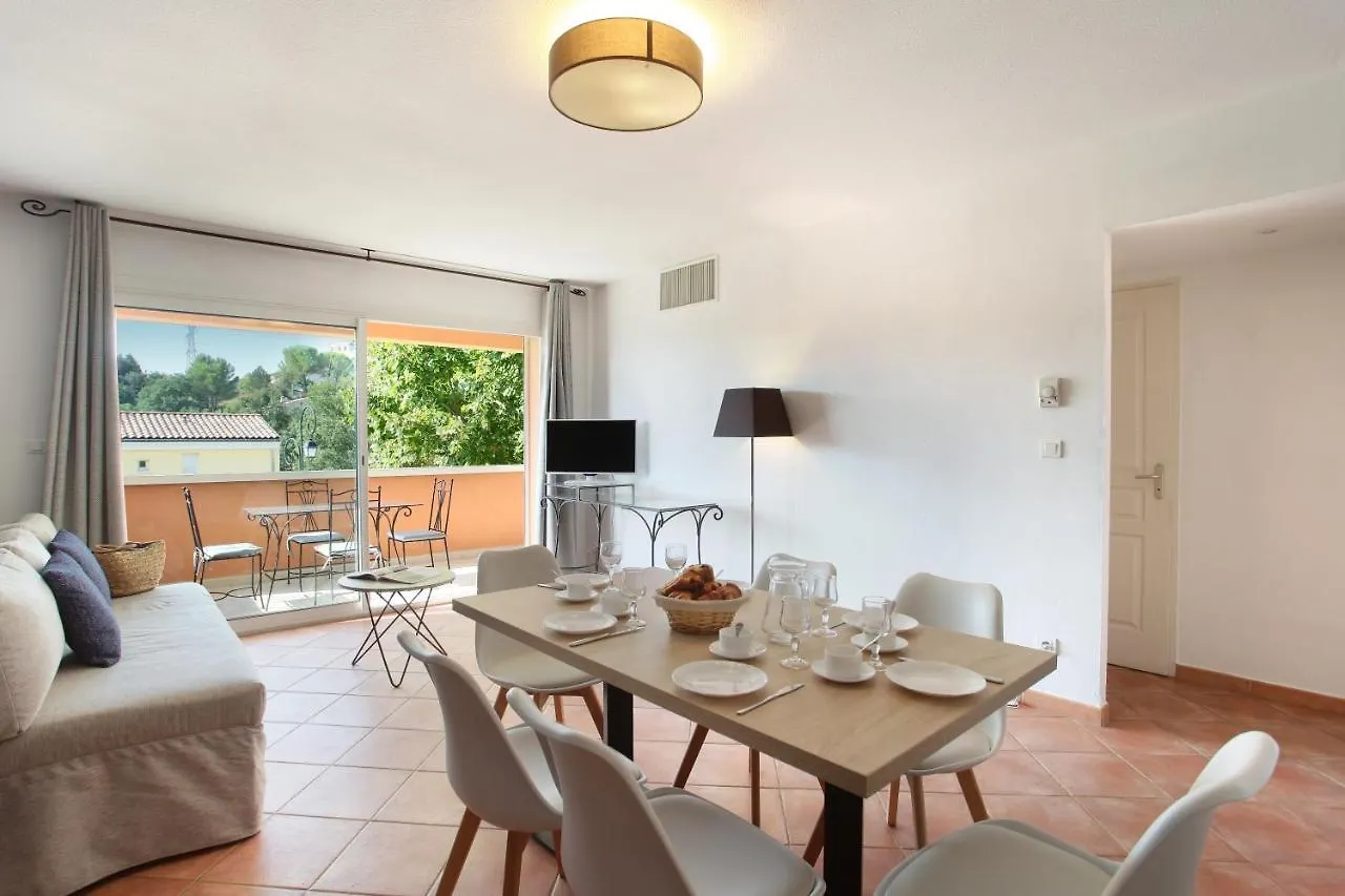 Résidence Odalys La Licorne de Haute Provence Gréoux-les-Bains Appart hôtel