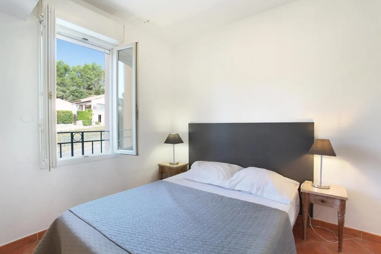 Résidence Odalys La Licorne de Haute Provence Gréoux-les-Bains 4*,