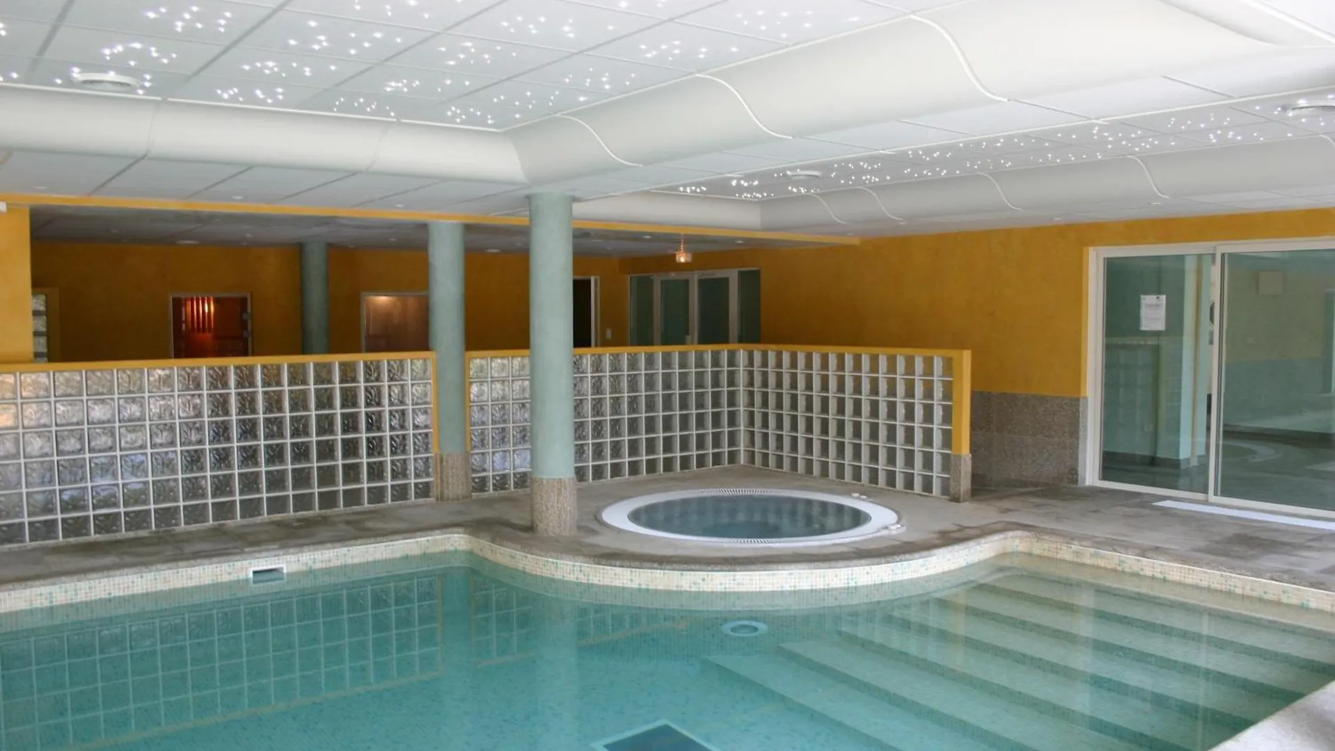 **** Aparthotel Résidence Odalys La Licorne de Haute Provence Gréoux-les-Bains Francia